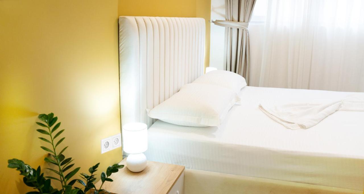 Hotel Luris Golem  Εξωτερικό φωτογραφία
