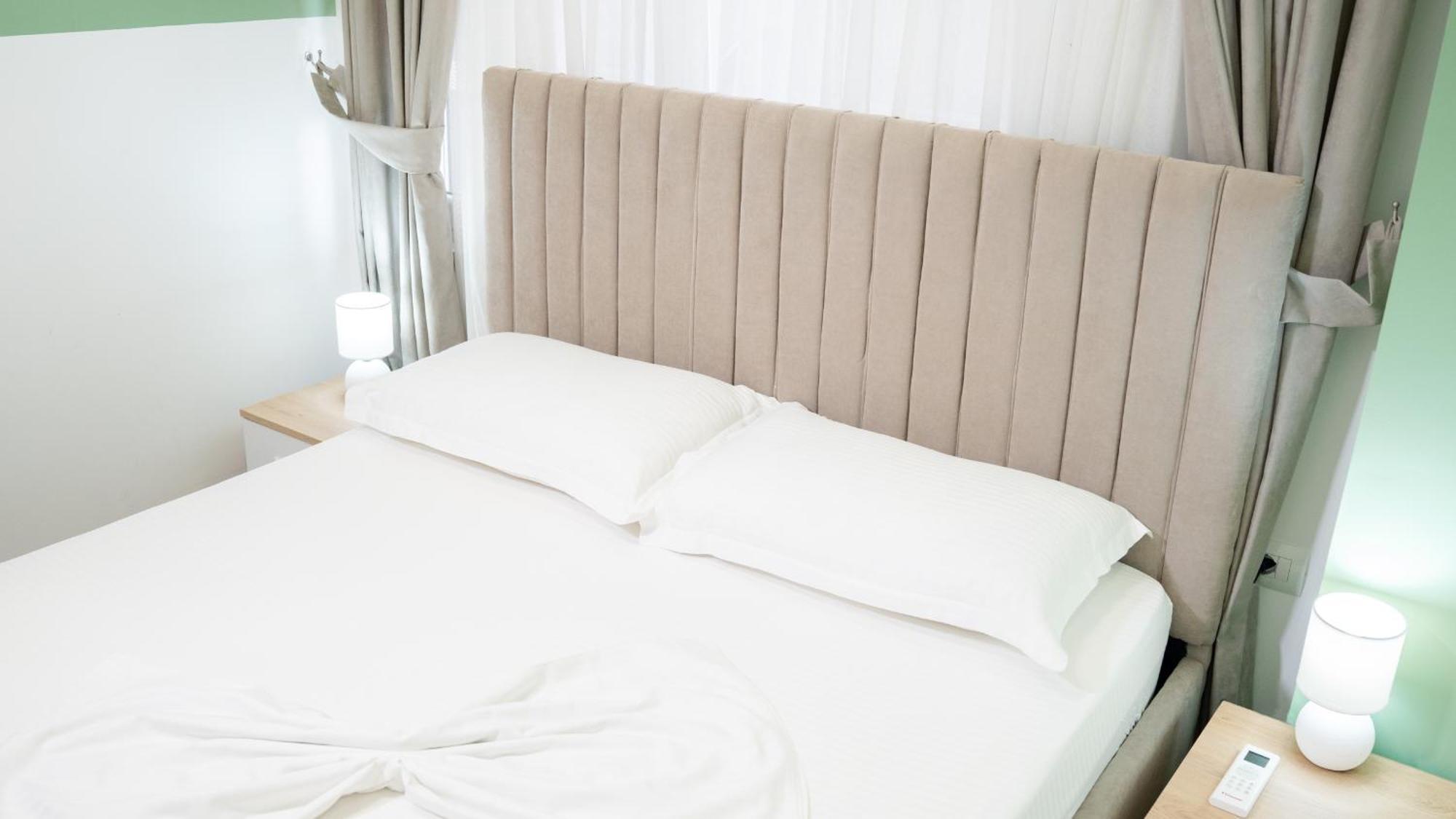Hotel Luris Golem  Εξωτερικό φωτογραφία